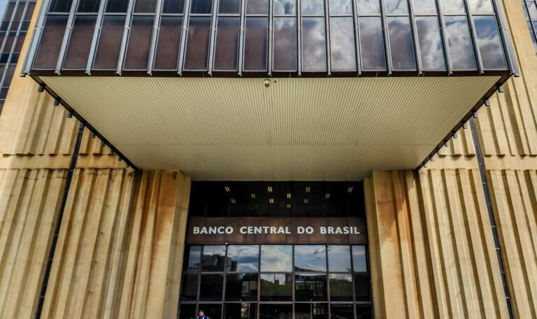 Central Bank Introduces Duplicate Script to Facilitate Business Loans Starting in 2027