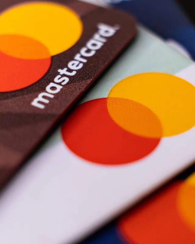Visa, Mastercard, and BlackRock are among more than 140 companies collaborating to introduce the stablecoin Open USD in the current year.