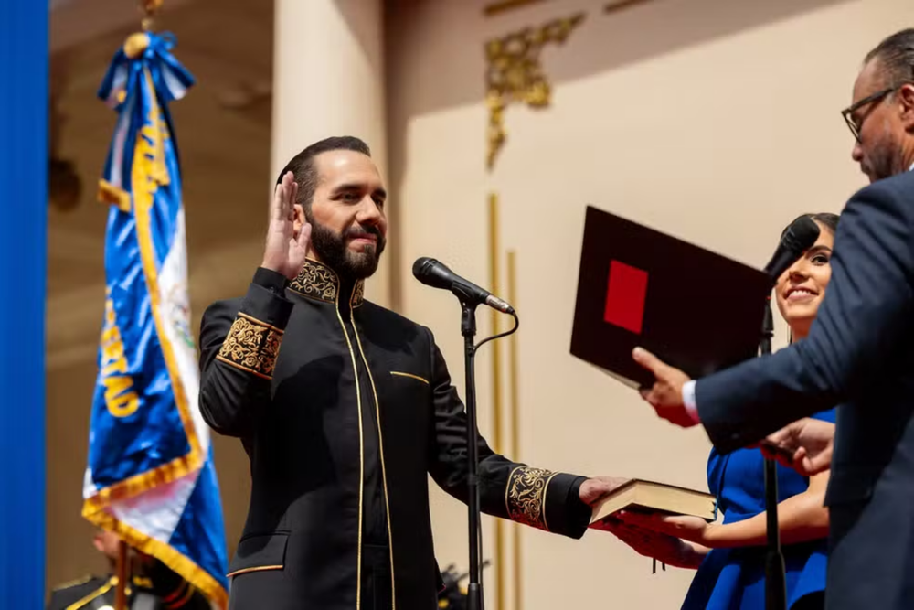Nayib Bukele na posse para seu segundo mandato como presidente de El Salvador — Foto: Presidência de El Salvador/Handout via Reuters